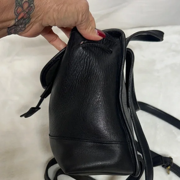 Coach Mini Leather Backpack Glove Tan Turn Lock Vintage Brass hardware - Picture 3 of 16